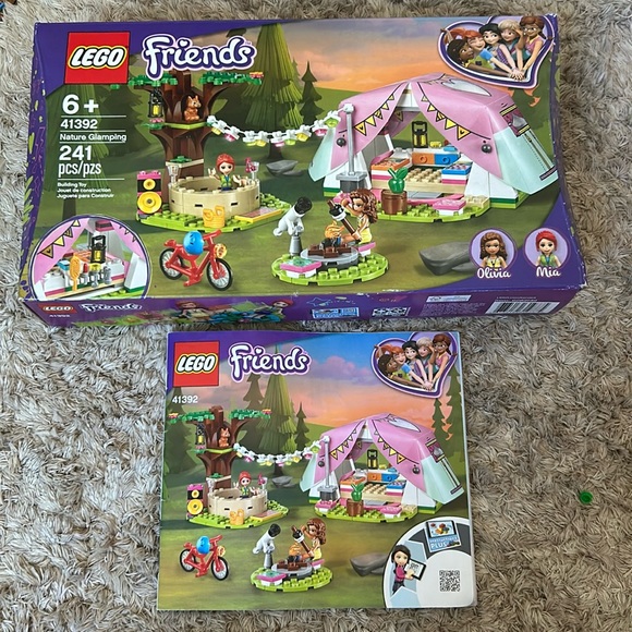 Retired LEGO Friends Nature Glamping Set 41392 - Picture 2 of 8